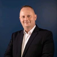 Marek Woźniak Email