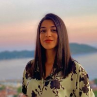 Tuğçe Elma Email