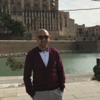 Hichem Yahyaoui Email