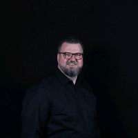 Maik Giemulla Email