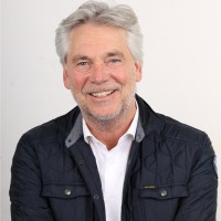 Peter Slutter Email & Phone Number