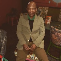 Actively looking Employee David Ogun's profile photo