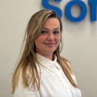 Amela Ćorović Email