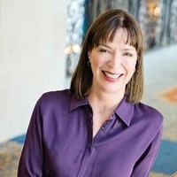 DirectiveGroup Employee Lisa Maier's profile photo