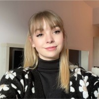 Barratt Developments plc Employee Phoebe Davis's profile photo