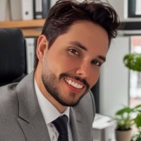Lucas Alberto Email