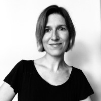 Julie de Pinho Email & Phone Number