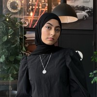 Minah Hussain Email