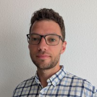 Anton Burdeniuk Email