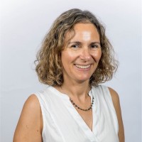 Seegnal Employee Julia Simmons's profile photo