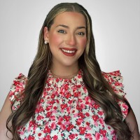 SmileCrew Employee Izabella Gray's profile photo