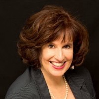 Invictus Group Employee Lisa Getter's profile photo