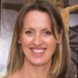 Valérie Moens Email