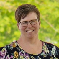 Eilene Edwards Email & Phone Number