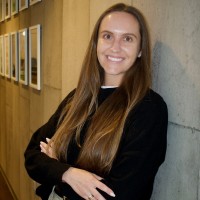 Anna Davis Email & Phone Number