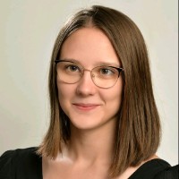 Tamara Momčilović Email