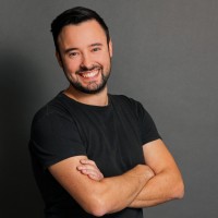 Tim Neumann Email