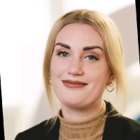 Louise Jellvi Email
