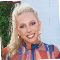 Ulta Beauty Employee Taylor's profile photo