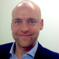 E-mail e número de telefone de Jesper Kronborg