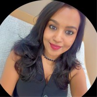 Reshma Santhosh Email