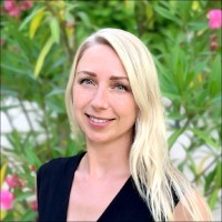 Madlen Honscha Email