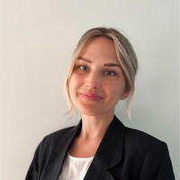 Rosie Selgerudh Email
