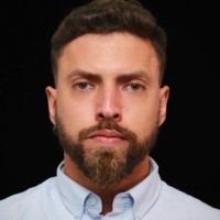 Victor Teixeira Email