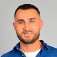 Arman Simonyan Email