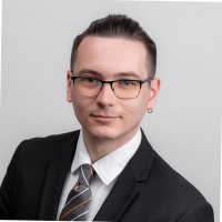 Ovari Csaba Email