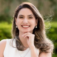 Fernanda Lessa Email