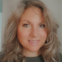 Lisa Radeshak Email & Phone Number
