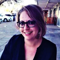 Ula van Zyl Email