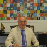 Luis González López