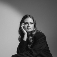 Karolina Dryndak Email & Phone Number