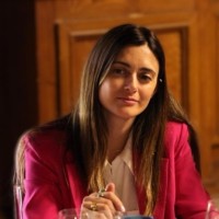 Mónia Oliveira Email