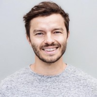 Simon Motz Email