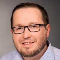 Viktor Streich Email