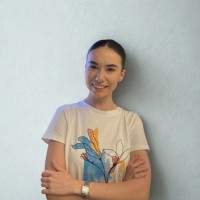 Jovana Ćirković Email