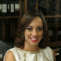 Ariana Carvalho Email