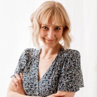 Katarzyna Niburska Email