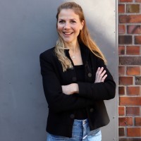 Anna-Lena Busch Email & Phone Number