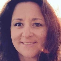 Danelle Manderfeld Email & Phone Number