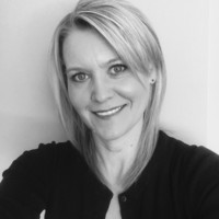 Aveda Employee Debbie Carlson's profile photo