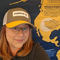 Caterpillar Inc. Employee Roxanne Edwards's profile photo