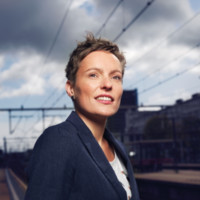 Ester Rieter Email