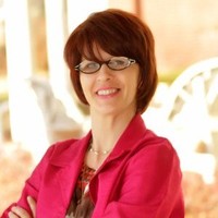 Kimberly Cummings Email & Phone Number