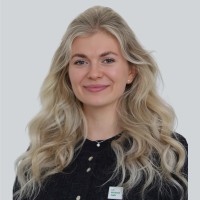 Lisa Hölke Email