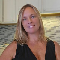 Rachel Schel Email & Phone Number