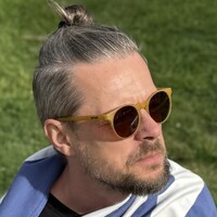 Łukasz Korecki Email & Phone Number